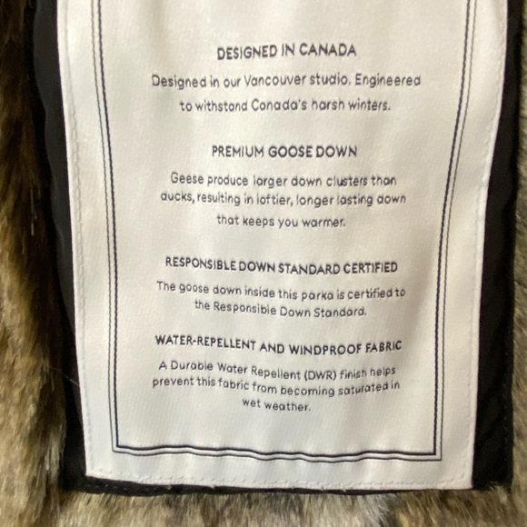 Aritzia Babaton mid-length parka - Picture 5 of 6